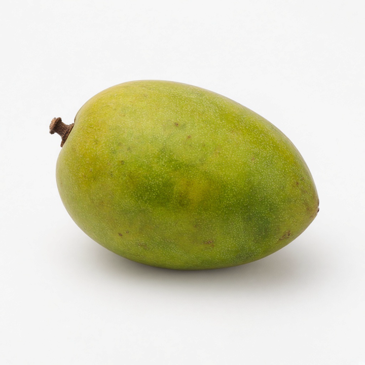 A little Pawpaw can be a rare bunny treat—portion carefully.